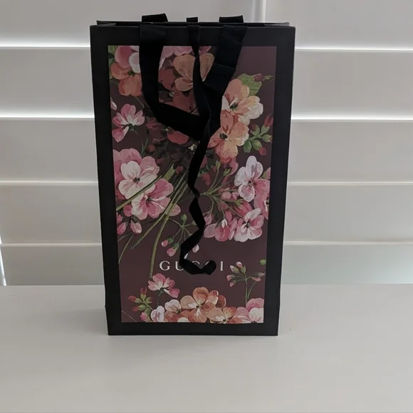 Limited Edition Gucci Floral Shopping Bag 11.5x6.5x2.5 inches - Picture 2 of 4